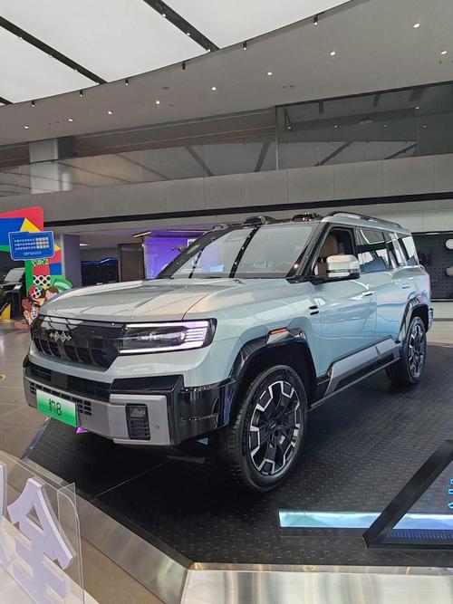 广州71比亚迪方程豹硬派越野的爆款，英菲尼迪35周年与你共成长